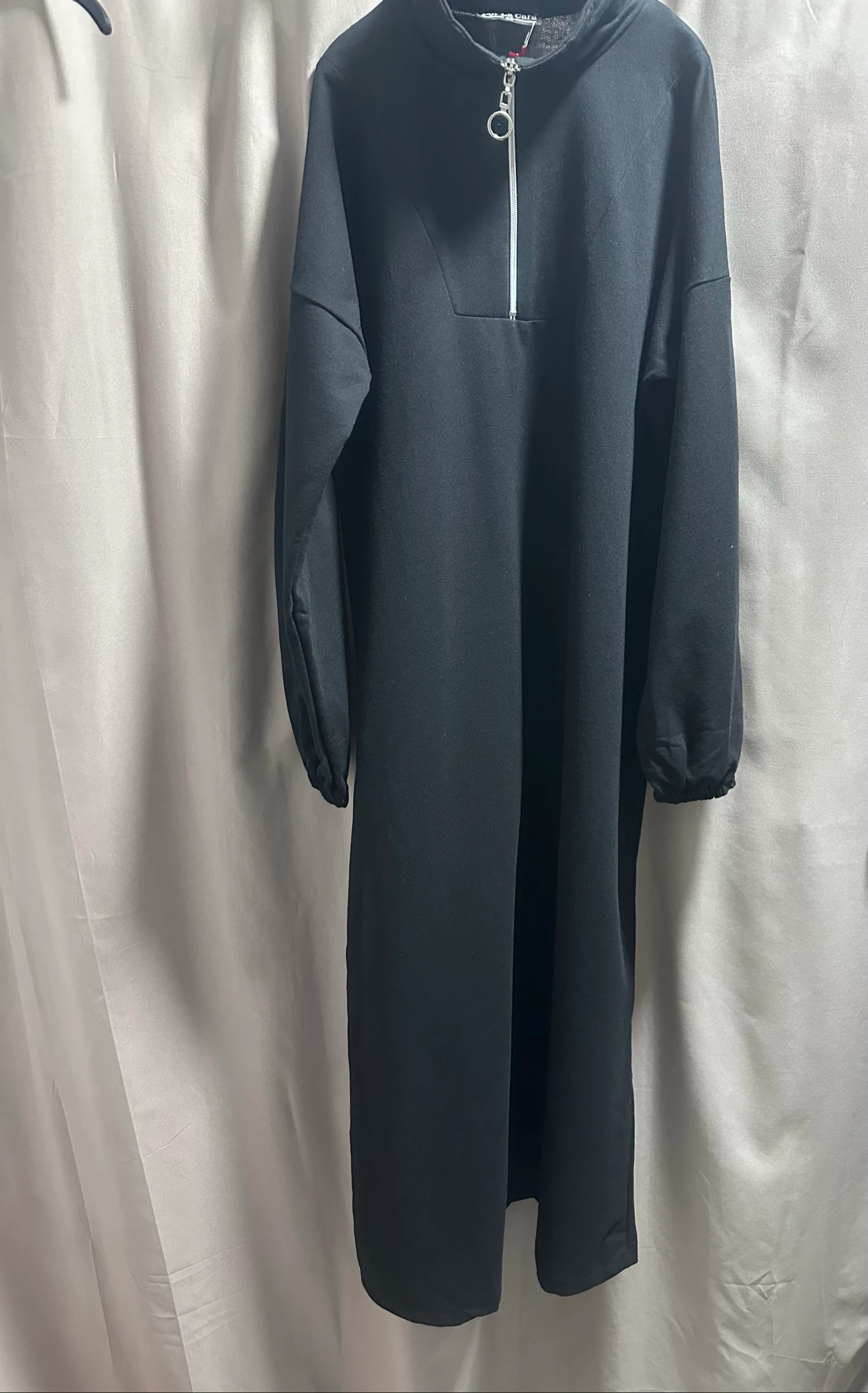 Abaya robe noire à zip